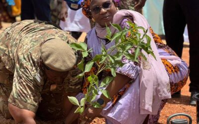 Sous le leadership de Madame le Ministre de l’Environnement, de l’Assainissement et du Développement durable, Madame Doumbia Mariam Tangara, une délégation malienne a pris part à la cérémonie de lancement de la 2ᵉ édition de la Journée Nationale de l’Arbre à Zinder (Niger).