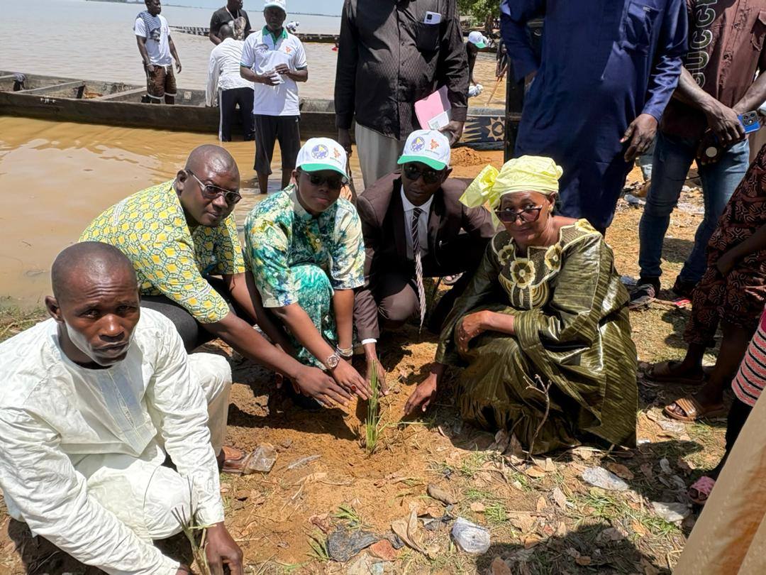 549719532_122191638182293770_6232542233484904375_n