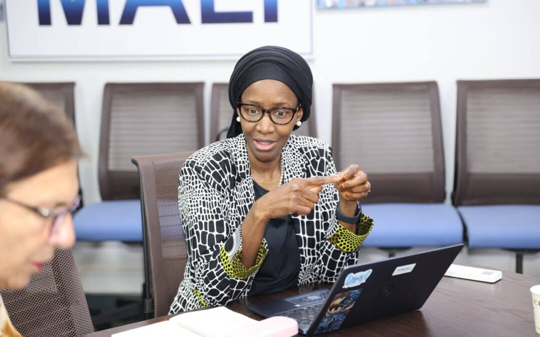 Toujours dans le cadre de la mission de supervision, une session de travail a été présidée par la Manager des Opérations de la Banque mondiale pour le Mali, le Burkina Faso, le Tchad et le Niger. Cette rencontre a porté sur le système de suivi-évaluation du Projet de Restauration des Terres Dégradées.